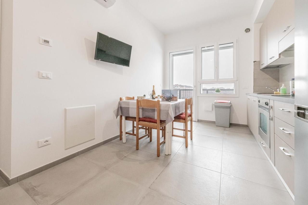 Realkasa Fiera District Flat Apartment Bologna Bagian luar foto